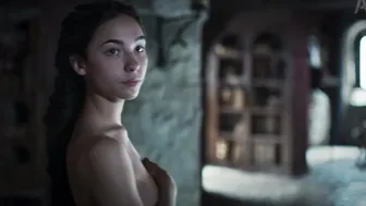 Matilda De Angelis - Leonardo (2021)