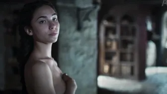 Matilda De Angelis - Leonardo (2021)