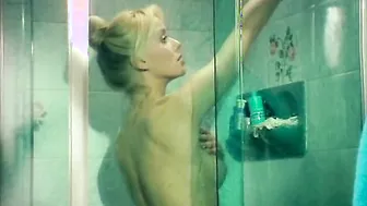 Donatella Damiani, Gloria Guida, Lorraine De Selle - How to Seduce Your Teacher (1979)