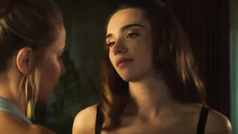 Magdalena Poplawska, Matylda Giegzno, Wiktoria Filus, Izabela Baran, Katarzyna Warnke - Glitter (Brokat) s01e01-10 (2022)