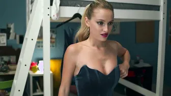 Margherita Aresti, Beatrice Vendramin, Sofya Gershevich, etc - Noi Siamo Leggenda s01e05-11 (2023)