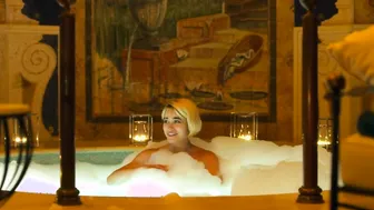 Margherita Aresti, Beatrice Vendramin, Sofya Gershevich, etc - Noi Siamo Leggenda s01e05-11 (2023)