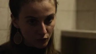 Flaka Latifi, Era Balaj, Uratë Shabani - The Hill Where Lionesses Roar (La colline où rugissent les lionnes) (2021)