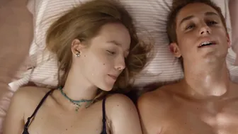 Malu Rodrigues, Sophia Abrahao, Clara Tiezzi - Confissoes de Adolescente (2013)