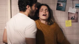 Camille Rutherford, Claire Dumas - Platonique s01e01-08 (2022)