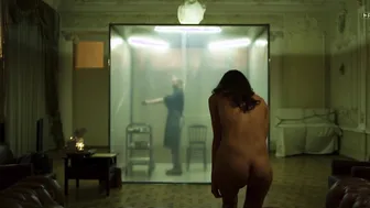 Yuliya Khlynina, Sabina Akhmedova, Polina Pushkaruk, Olga Venikova, Stasya Miloslavskaya - Call Center (2020)