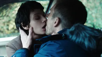 Noée Abita - First Case (Première affaire) (2023)