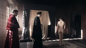 Veronika Strapková, Helen Woigk, Anezka Hessová etc - Die Puppenspieler (2017)