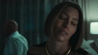 Elizabeth Banks, Jessica Biel - The Better Sister s01e01-06 (2025)