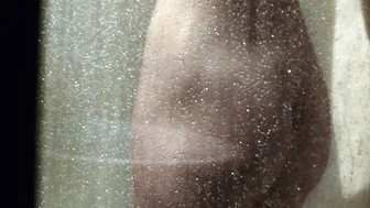 Gaia Weiss, Rebecca Tun - Animal Within (2025)