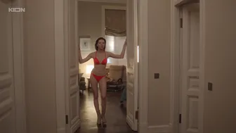 Vasilisa Perelygina, Aleksandra Rebenok, Yuliya Aleksandrova, Yulia Snigir - Kesha dolzhen umeret s01e05 (2023)