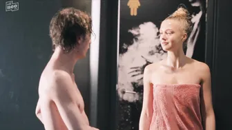 Lilly Krug, Hannah Schiller, Sonja Gerhardt, Tomomi Themann, Margarita Nigmatullin - Club der Dinosaurier s01e01-04 (2025)