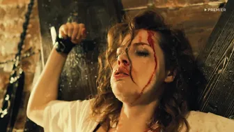 Ekaterina Molokhovskaya, Elizaveta Martines, Yulia Kudoyar, Daria Lenda - Russkiye s01e01-03 (2023)