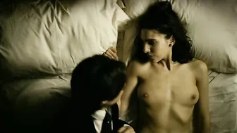 Mariana Anghileri, Analia Couceyro, Ana Celentano - El Pasado (2007)