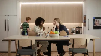 Sarah Jessica Parker, Sarita Choudhury, etc - And Just Like That… s03e02 (2025)