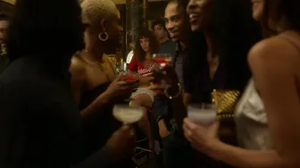 Sarah Jessica Parker, Sarita Choudhury, etc - And Just Like That… s03e02 (2025)