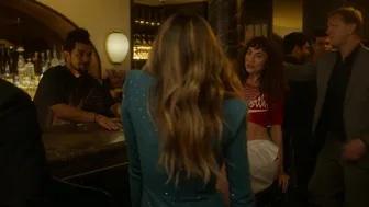 Sarah Jessica Parker, Sarita Choudhury, etc - And Just Like That… s03e02 (2025)