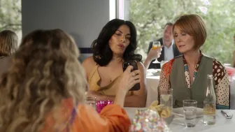 Sarah Jessica Parker, Sarita Choudhury, etc - And Just Like That… s03e02 (2025)