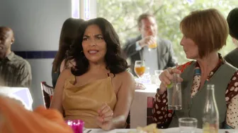 Sarah Jessica Parker, Sarita Choudhury, etc - And Just Like That… s03e02 (2025)