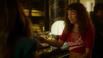 Sarah Jessica Parker, Sarita Choudhury, etc - And Just Like That… s03e02 (2025)