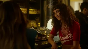 Sarah Jessica Parker, Sarita Choudhury, etc - And Just Like That… s03e02 (2025)