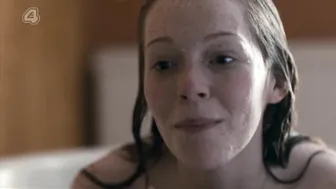 Charlotte Spencer, Faye Marsay – Glue s01e05-07 (2014)