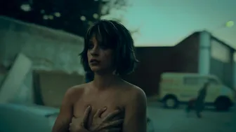 Susana Abaitua, Amparo Piñero Guirao - The Farads (Los Farad) s01 (2023)