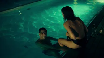 Susana Abaitua, Amparo Piñero Guirao - The Farads (Los Farad) s01 (2023)