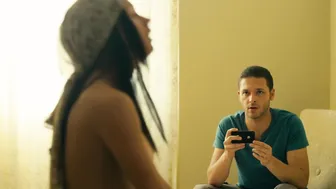 Kristina Asmus, Anna Khilkevich, Dasha Astafieva - Chto tvorjat muzhchiny (2013)