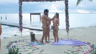 Maite Perroni, Ela Velden, Alejandra Guzman, Fabiola Campomanes, Helena Haro, Marimar Vega, etc - El Juego de las Llaves s02e01-08 (2021)