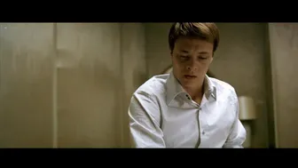 Julia Schacht - Naboer (2005)