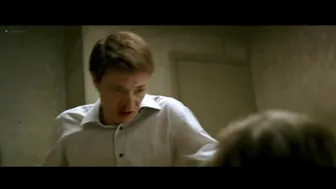 Julia Schacht - Naboer (2005)