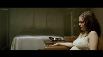 Julia Schacht - Naboer (2005)