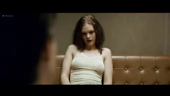 Julia Schacht - Naboer (2005)