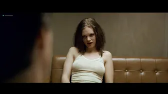 Julia Schacht - Naboer (2005)