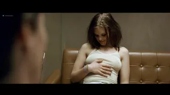 Julia Schacht - Naboer (2005)