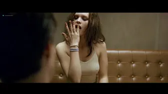 Julia Schacht - Naboer (2005)