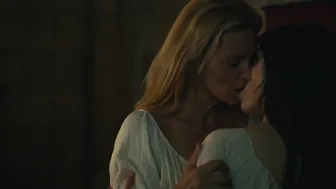 Virginie Efira, Daphne Patakia, Guilaine Londez, Louise Chevillotte, Alexia Chardard - Benedetta (2021)