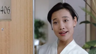 Greta Scacchi, Joan Chen - Turtle Beach (1992)