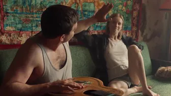 Elizaveta Strunina, Evgeniya Chernikova - Odnim dnyom (2023)