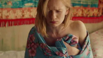 Elizaveta Strunina, Evgeniya Chernikova - Odnim dnyom (2023)