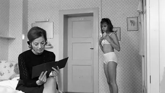 Helga Anders, Monika Zinnenberg - Mädchen, Mädchen (1967)