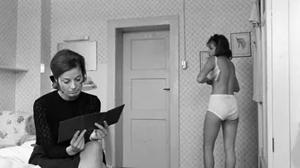 Helga Anders, Monika Zinnenberg - Mädchen, Mädchen (1967)