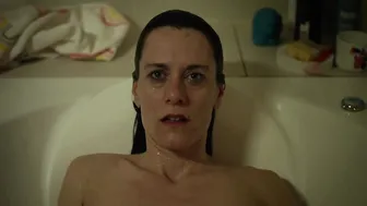 Verónica Echegui, Anna Alarcón, Claudia Riera, Laura Weissmahr - The Offering - La Ofrenda (L'ofrena) (2020)