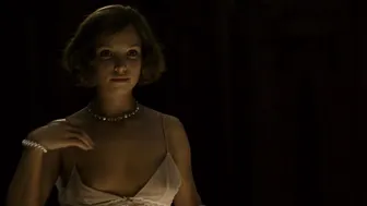 Sarka Petruzelova - I Served the King of England (2006)