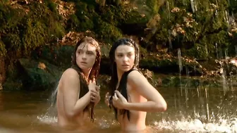 Tuvana Turkay, Hazal Senel – Bizans Oyunlari (2016)