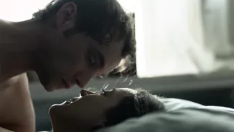 Brooke Bloom – She’s Lost Control (2014)