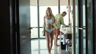 Anna Zavtur, Siu Nguyen - High Season (Vysokiy sezon) s01e04 (2025)