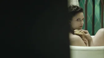 Paulette Hernández, Irène Jacob, Ari Albarrán, Sofía Espinosa, Adriana Llabres - Tales of Mexico (La Habitación) (2016)