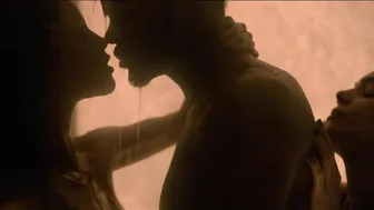 Lex Scott Davis, Andrea Londo - Superfly (2018)